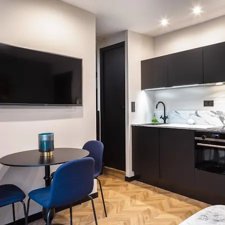 Szálloda Le Nemours 3*