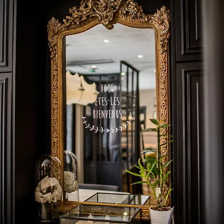 Le Nemours 3* Rennes